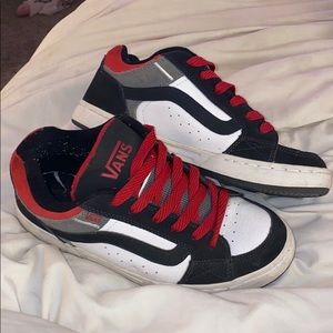 Men’s Vans skate shoes